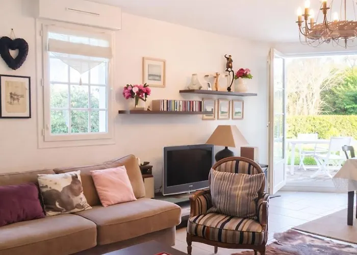 Apartment La Terrasse Fleurie, F3-residence Piscine Tennis *