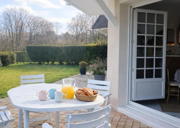 Apartment La Terrasse Fleurie, F3-residence Piscine Tennis Villers-sur-Mer